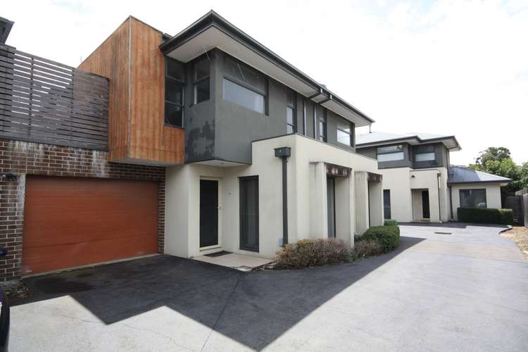 Main view of Homely townhouse listing, 2/558 Pascoe Vale Road, Pascoe Vale VIC 3044