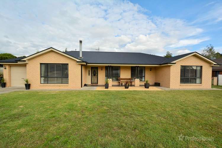 Main view of Homely house listing, 10 Windarra Place, Marrangaroo NSW 2790