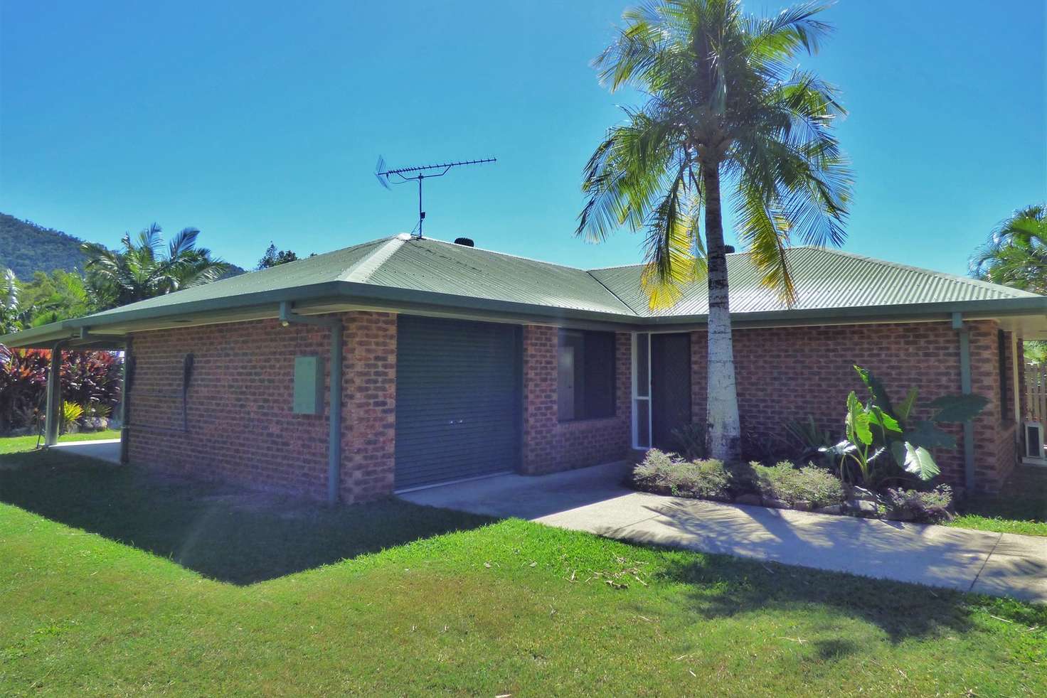 Main view of Homely house listing, 40 Sandpiper Crescent, Jubilee Pocket QLD 4802