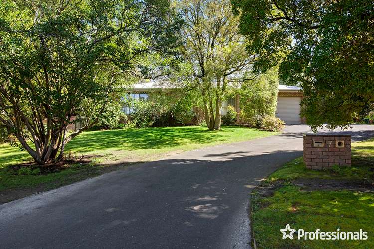 Second view of Homely house listing, 7 Heath Avenue, Mount Evelyn VIC 3796