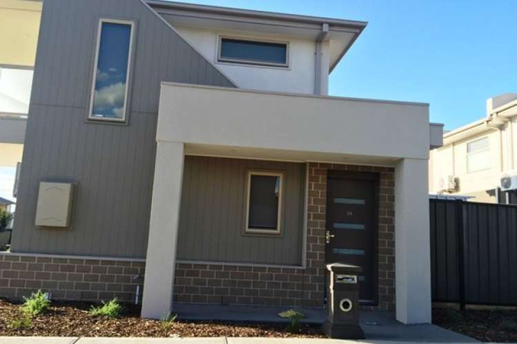 Main view of Homely townhouse listing, 10 Baronial Way, Craigieburn VIC 3064