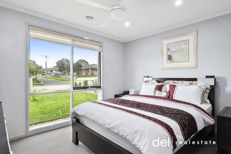 Fifth view of Homely house listing, 53 Springfield Crescent, Hampton Park VIC 3976