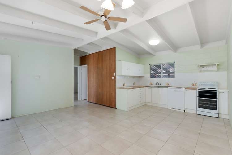 Second view of Homely semiDetached listing, 1/8 English Street, Manunda QLD 4870