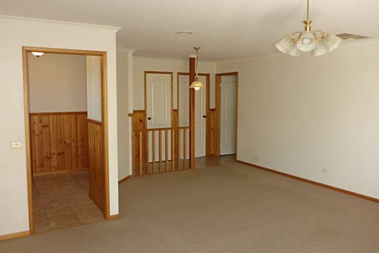 Third view of Homely house listing, 4 Kelle Court, Wodonga VIC 3690