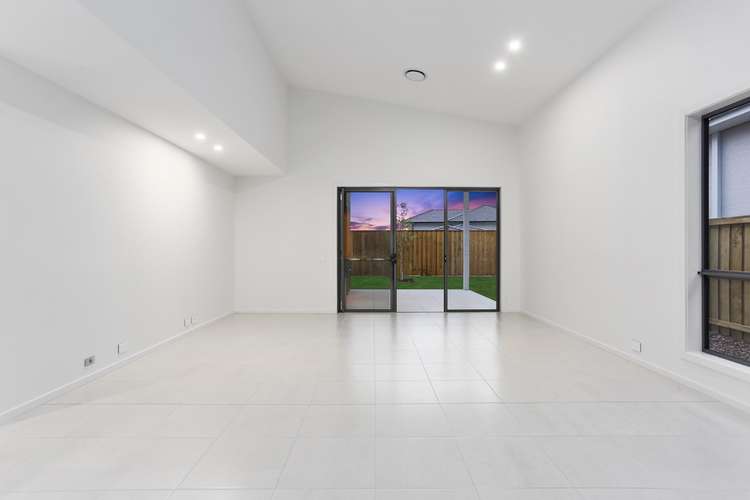 Sixth view of Homely house listing, 27 Brewerton Close, Gledswood Hills NSW 2557