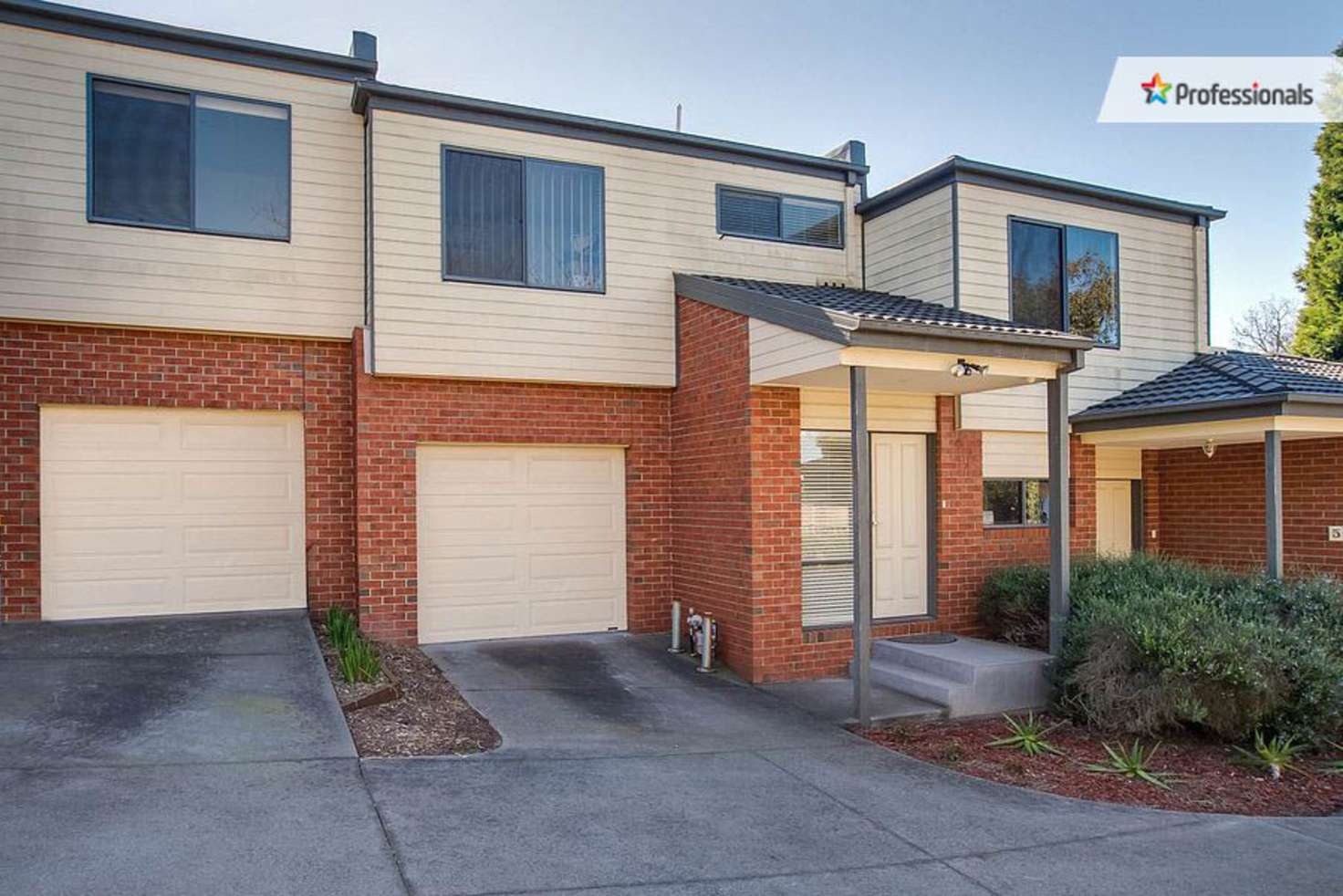 Main view of Homely unit listing, 4/385 Mitcham Road, Mitcham VIC 3132