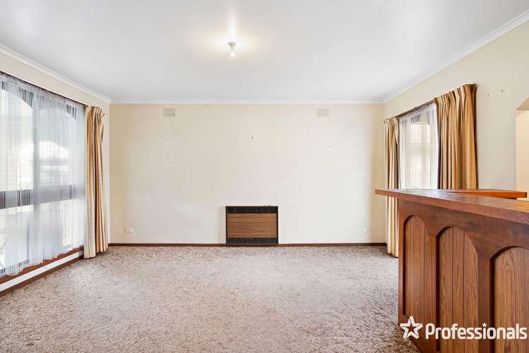 Fifth view of Homely house listing, 4 Bimbadeen Drive, Mooroolbark VIC 3138