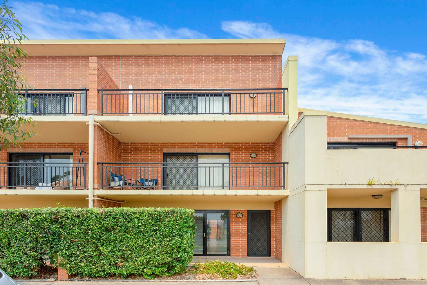 Main view of Homely townhouse listing, 18/68 Davies Road, Padstow NSW 2211