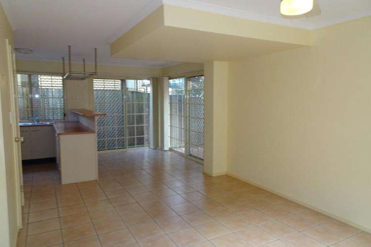 Third view of Homely townhouse listing, 6/130 Hamilton Road, Moorooka QLD 4105