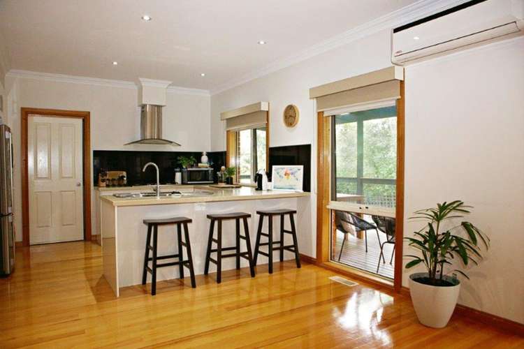 Fifth view of Homely unit listing, 4 Robmar Close, Mount Evelyn VIC 3796