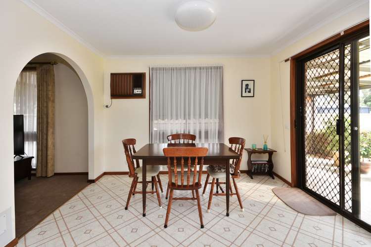 Fifth view of Homely house listing, 5 Kirily Court, White Hills VIC 3550