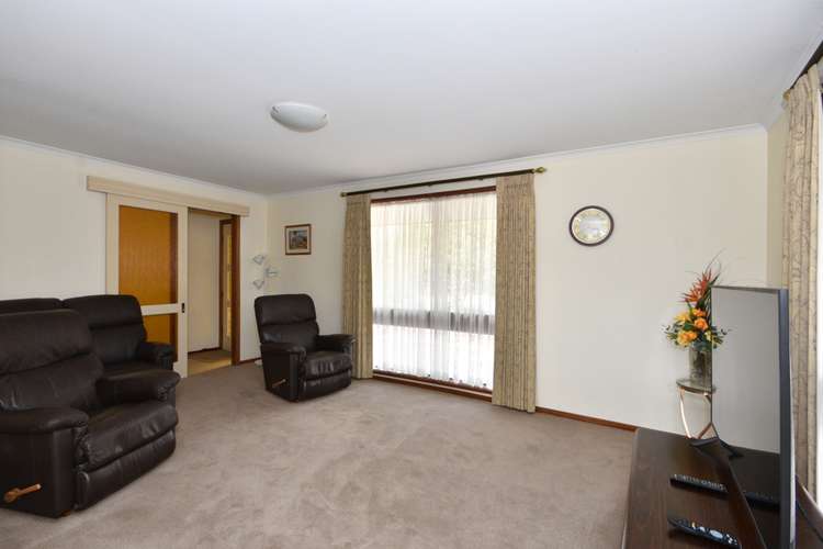 Sixth view of Homely house listing, 5 Kirily Court, White Hills VIC 3550