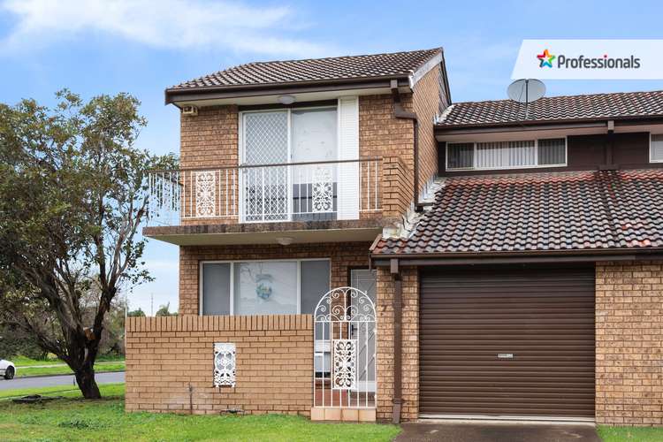 Main view of Homely townhouse listing, 7/2 William Street, Lurnea NSW 2170