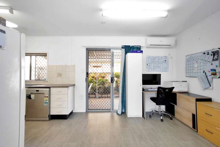 Sixth view of Homely house listing, 1 Stopher Court, Beaconsfield QLD 4740