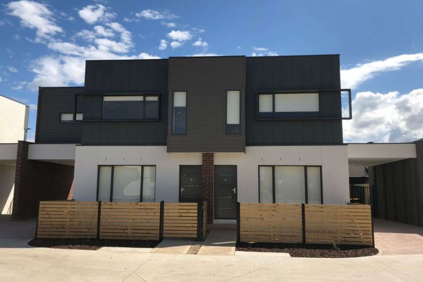 Main view of Homely townhouse listing, 23/4 Nepean Court, Wyndham Vale VIC 3024