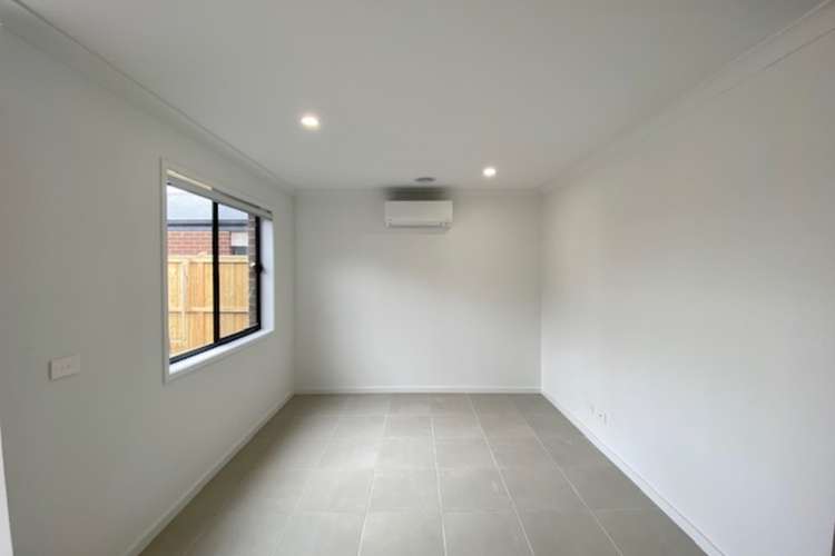 Fifth view of Homely house listing, 478 Casey Fields Boulevard, Cranbourne East VIC 3977