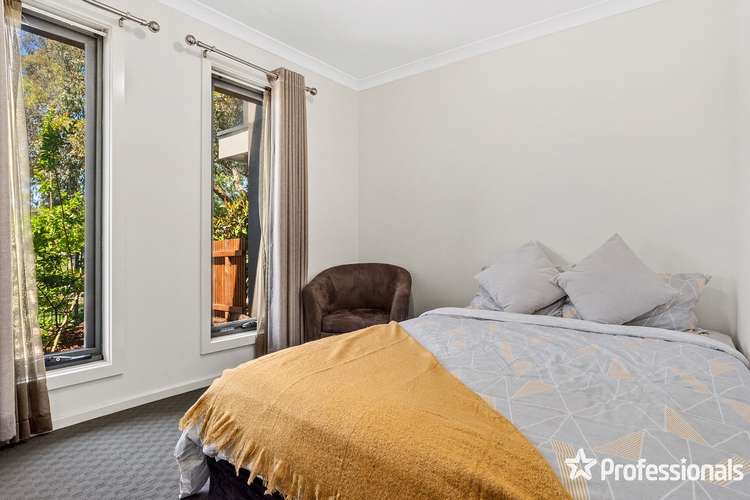 Sixth view of Homely house listing, 5 Lithgow Way, Mooroolbark VIC 3138