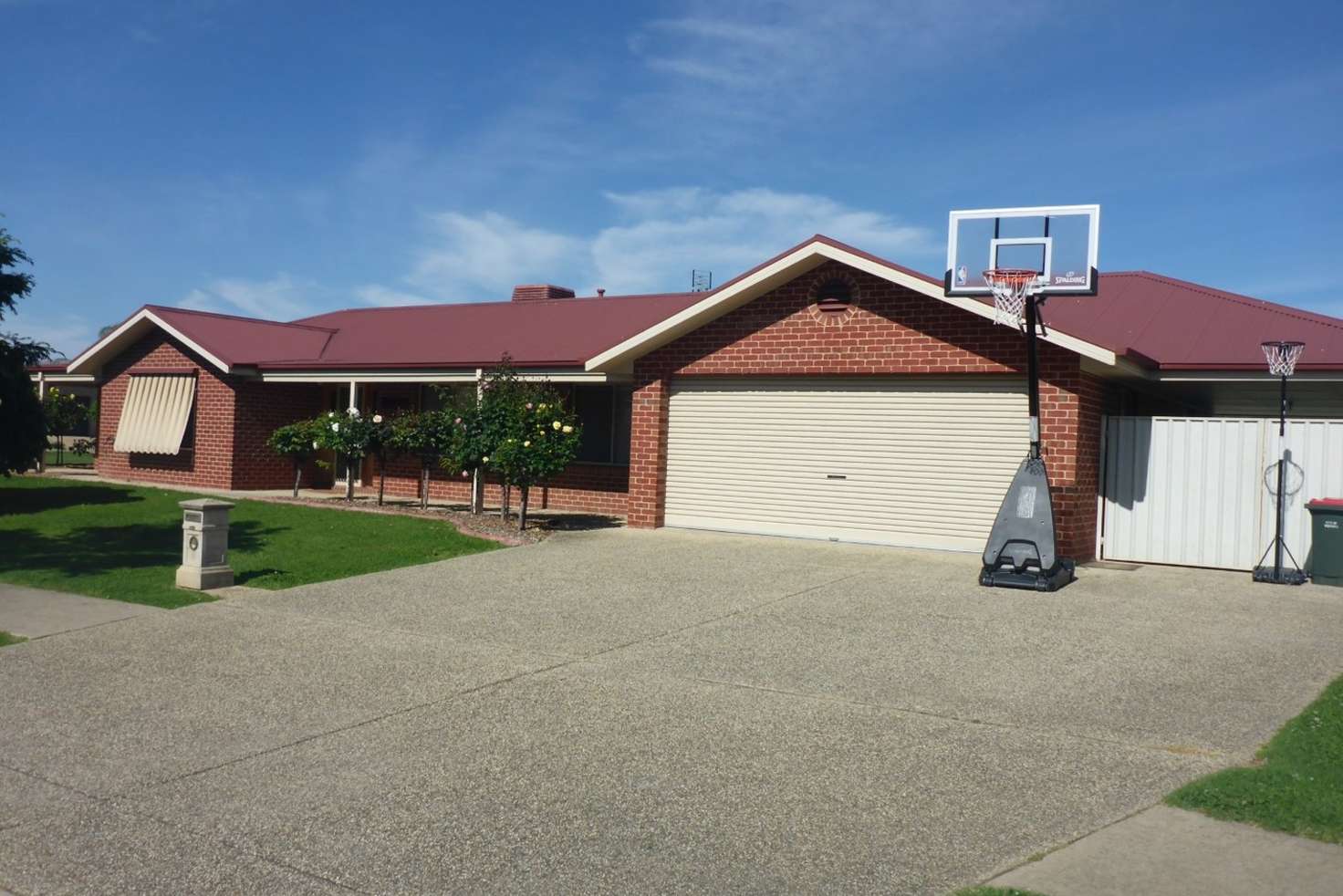Main view of Homely house listing, 5 Shannon Avenue, Wodonga VIC 3690