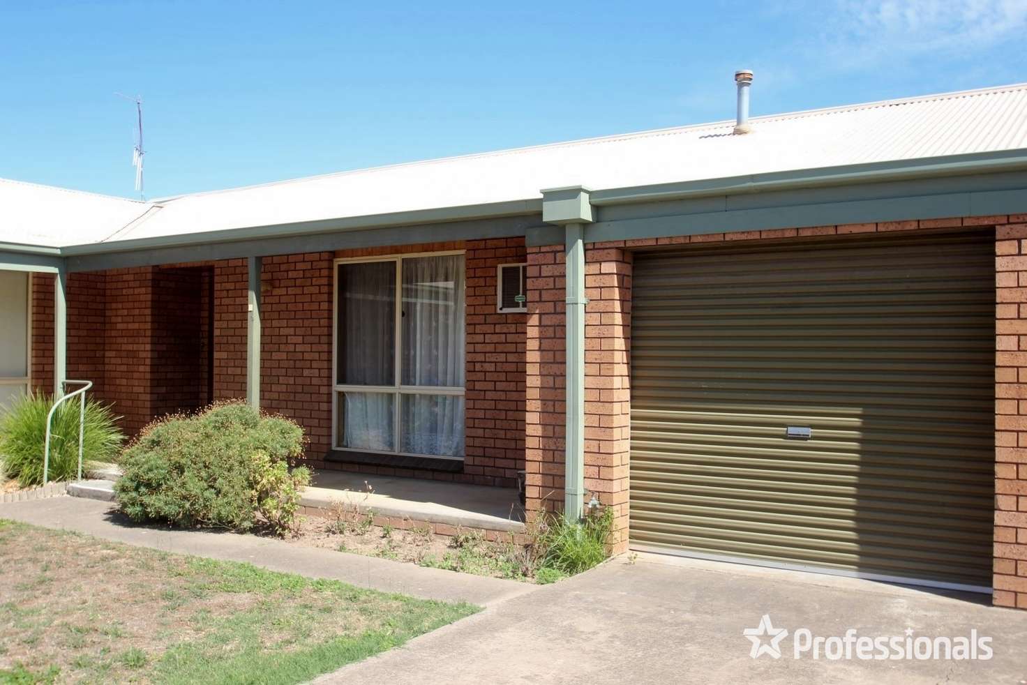 Main view of Homely unit listing, 2/89 Inkerman Street, Maryborough VIC 3465