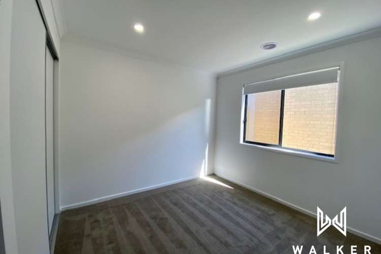 Fifth view of Homely house listing, 60 Annabella Street, Cranbourne East VIC 3977