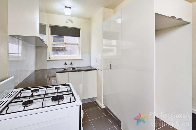 Third view of Homely studio listing, 6/38 Dalgety Street, St Kilda VIC 3182