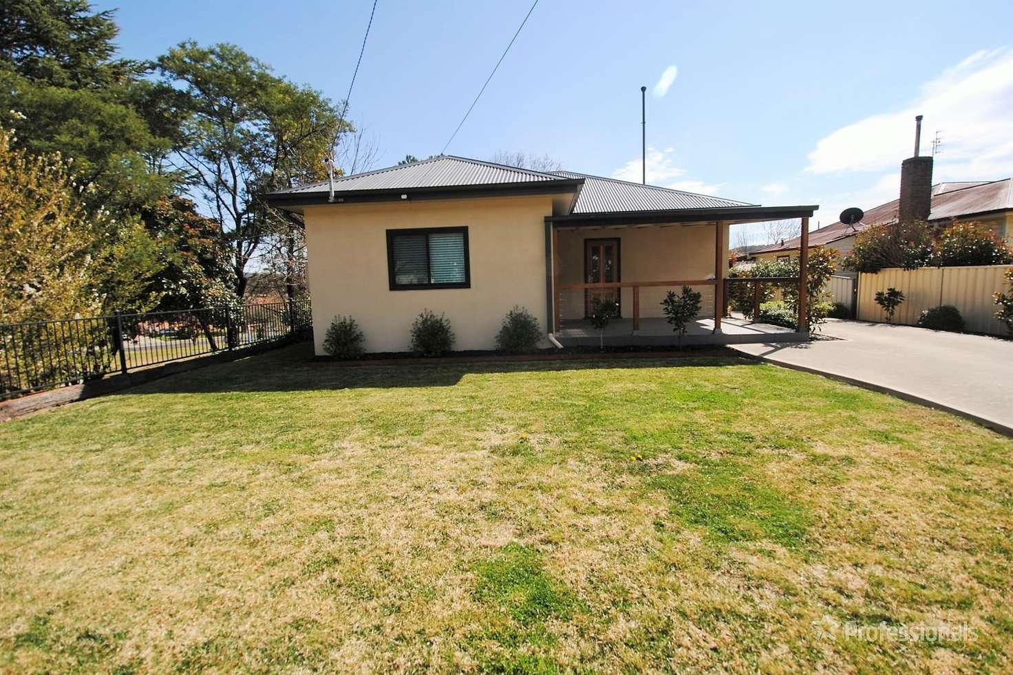 Main view of Homely house listing, 2 Beaufort Street, Lithgow NSW 2790