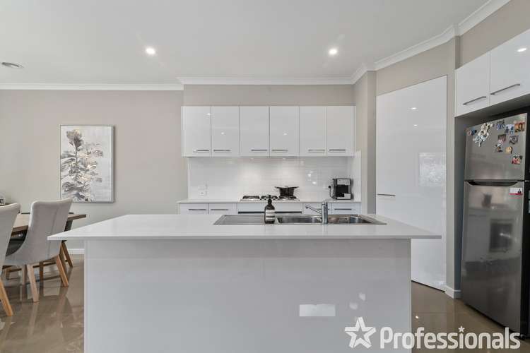 Fifth view of Homely townhouse listing, 2/1 Carlyle Street, Croydon VIC 3136