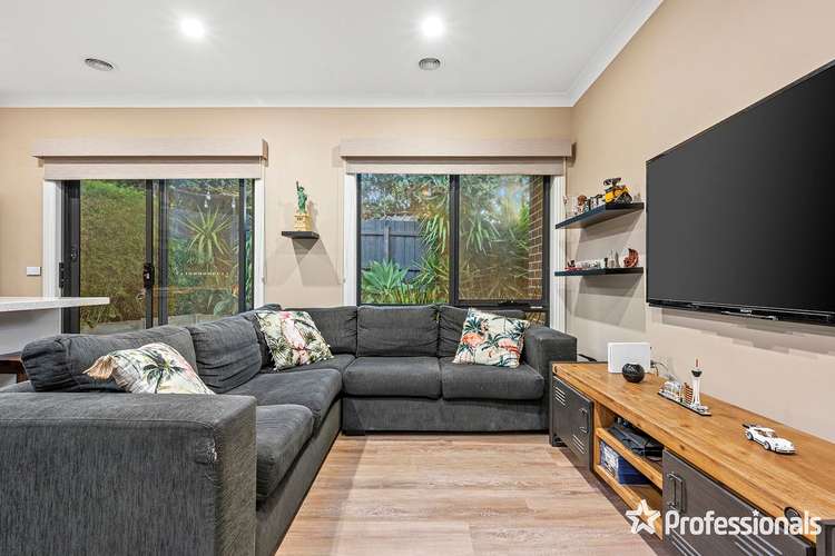 Fifth view of Homely unit listing, 2 Dees Place, Mooroolbark VIC 3138