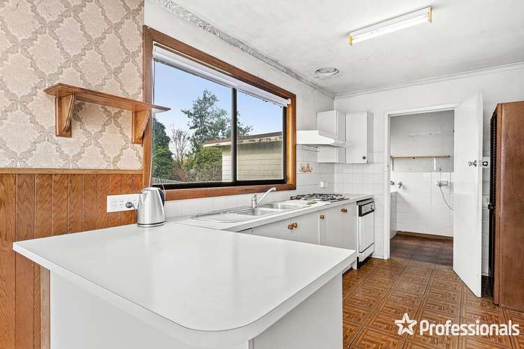 Fifth view of Homely house listing, 17 Carawa Street, Mooroolbark VIC 3138