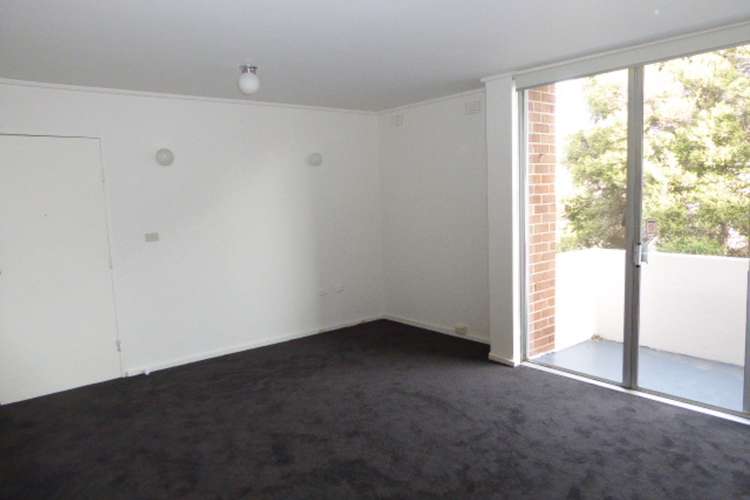 Third view of Homely apartment listing, 6/160 Lee Street, Carlton North VIC 3054