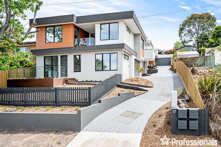 Main view of Homely townhouse listing, 3/17 Felix Grove, Mooroolbark VIC 3138