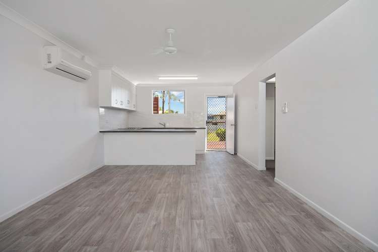 Fifth view of Homely semiDetached listing, 52 Connor Street, Zilzie QLD 4710