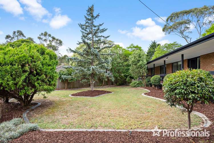 Second view of Homely house listing, 3 Dysart Place, Mooroolbark VIC 3138