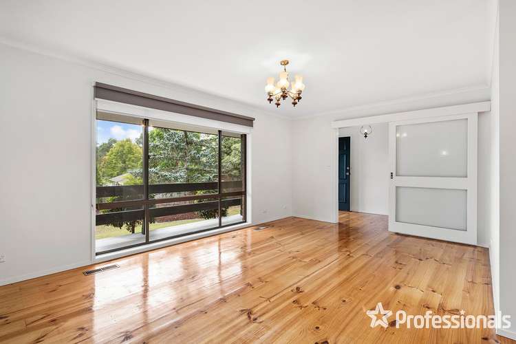 Sixth view of Homely house listing, 3 Dysart Place, Mooroolbark VIC 3138