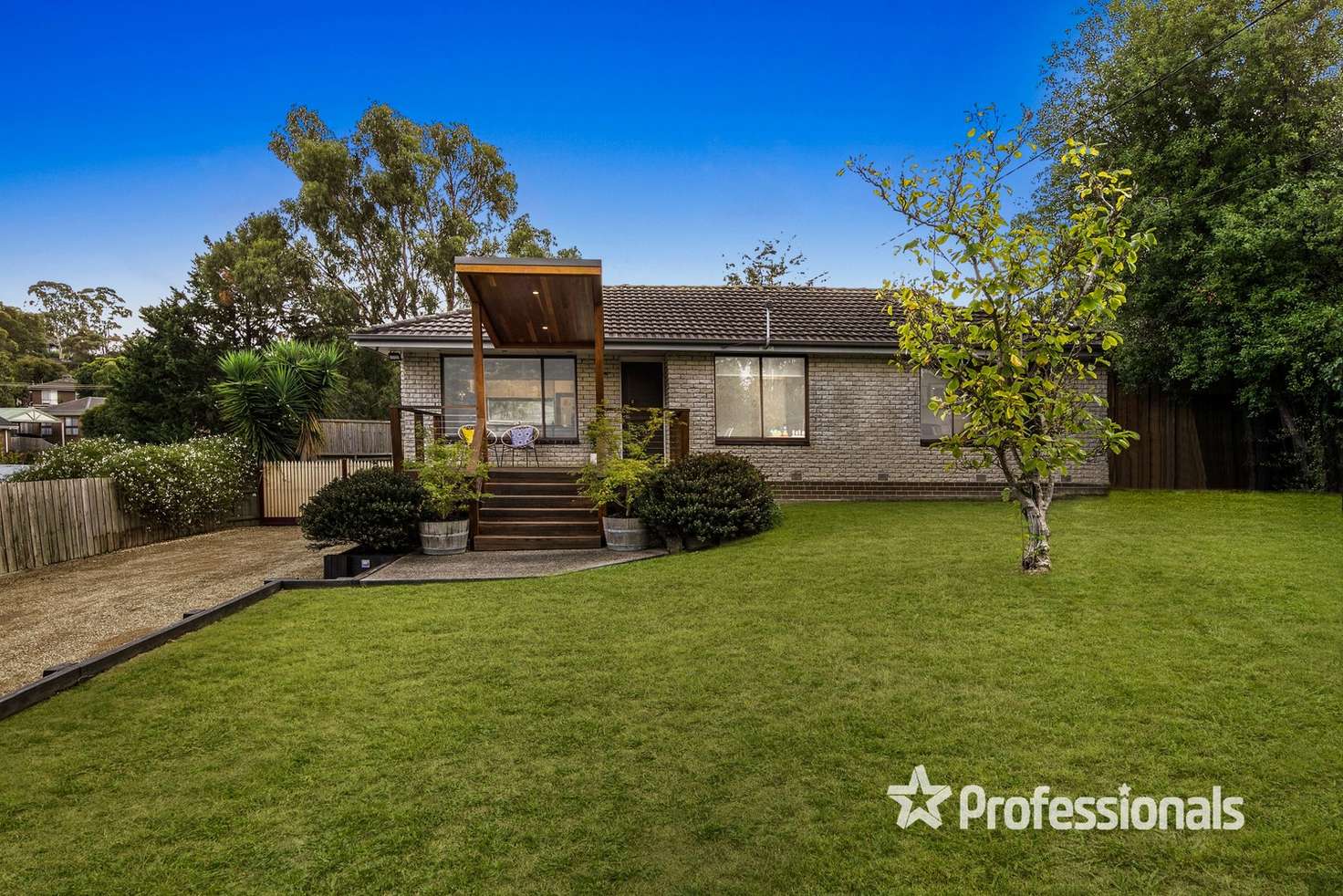 Main view of Homely house listing, 3 Anaba Court, Mooroolbark VIC 3138