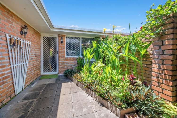 Main view of Homely semiDetached listing, 1/167 Olsen Avenue, Labrador QLD 4215