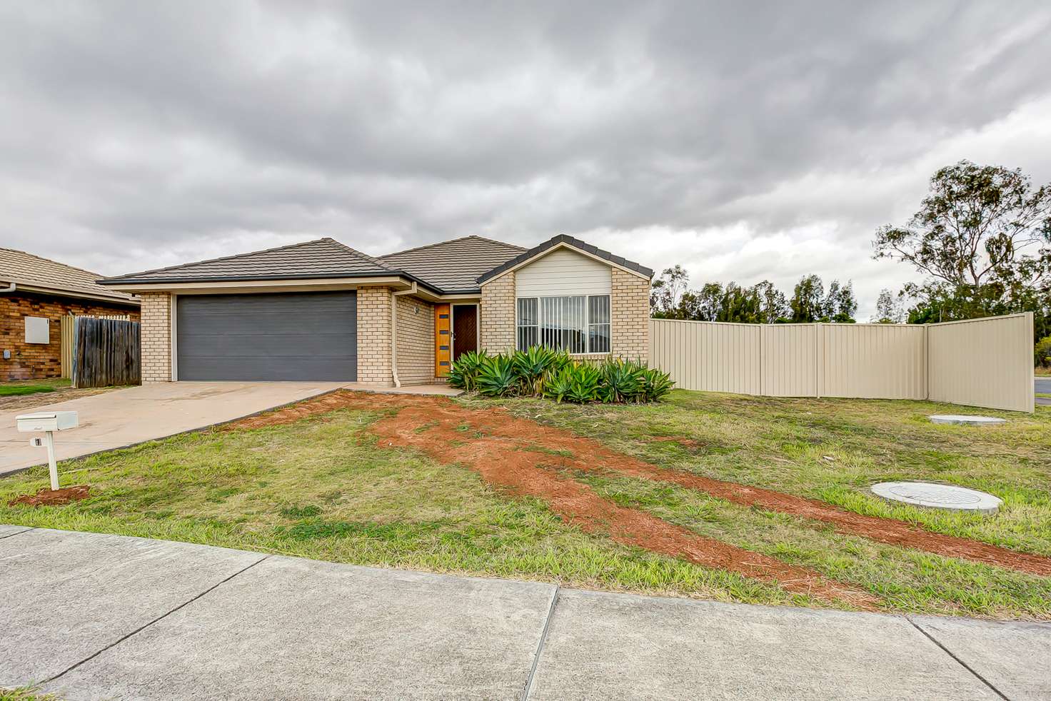 Main view of Homely house listing, 1 Dornoch Crescent, Raceview QLD 4305