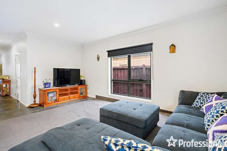 Fifth view of Homely house listing, 2 Longfellow Avenue, Mooroolbark VIC 3138