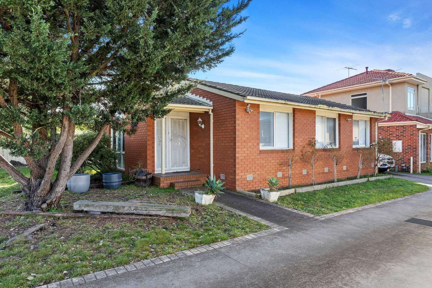 Main view of Homely unit listing, 1/14 Breadalbane Court, Sydenham VIC 3037