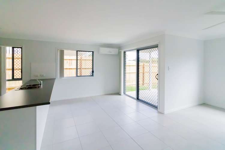 Second view of Homely semiDetached listing, 1/3 Bailey Court, Ormeau QLD 4208
