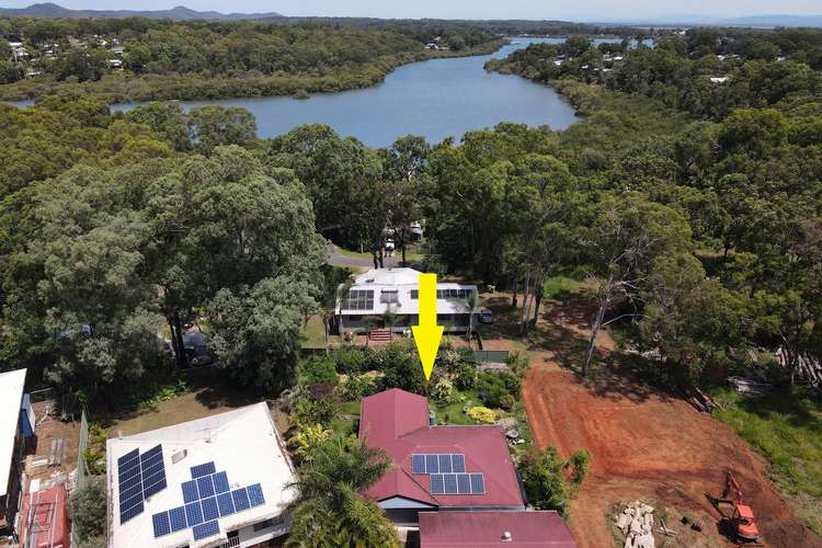 6 Blue Waters Crescent, Macleay Island QLD 4184