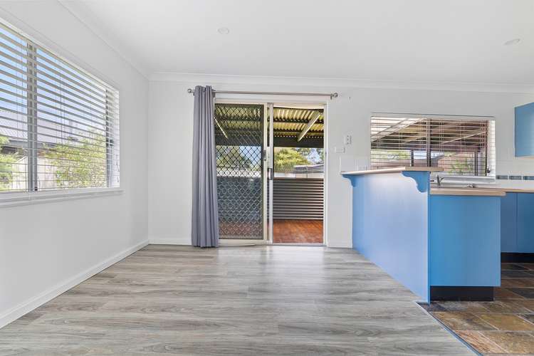Fifth view of Homely house listing, 8 Barlow Close, Thornton NSW 2322