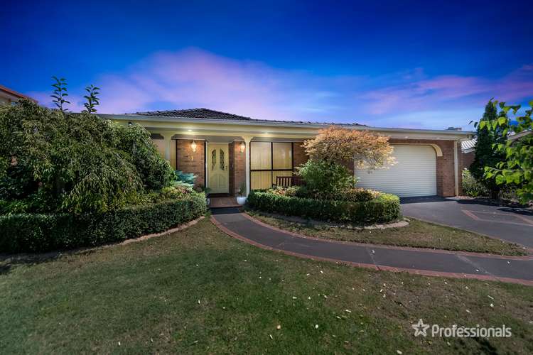 31 Grimes Avenue, Taylors Lakes VIC 3038