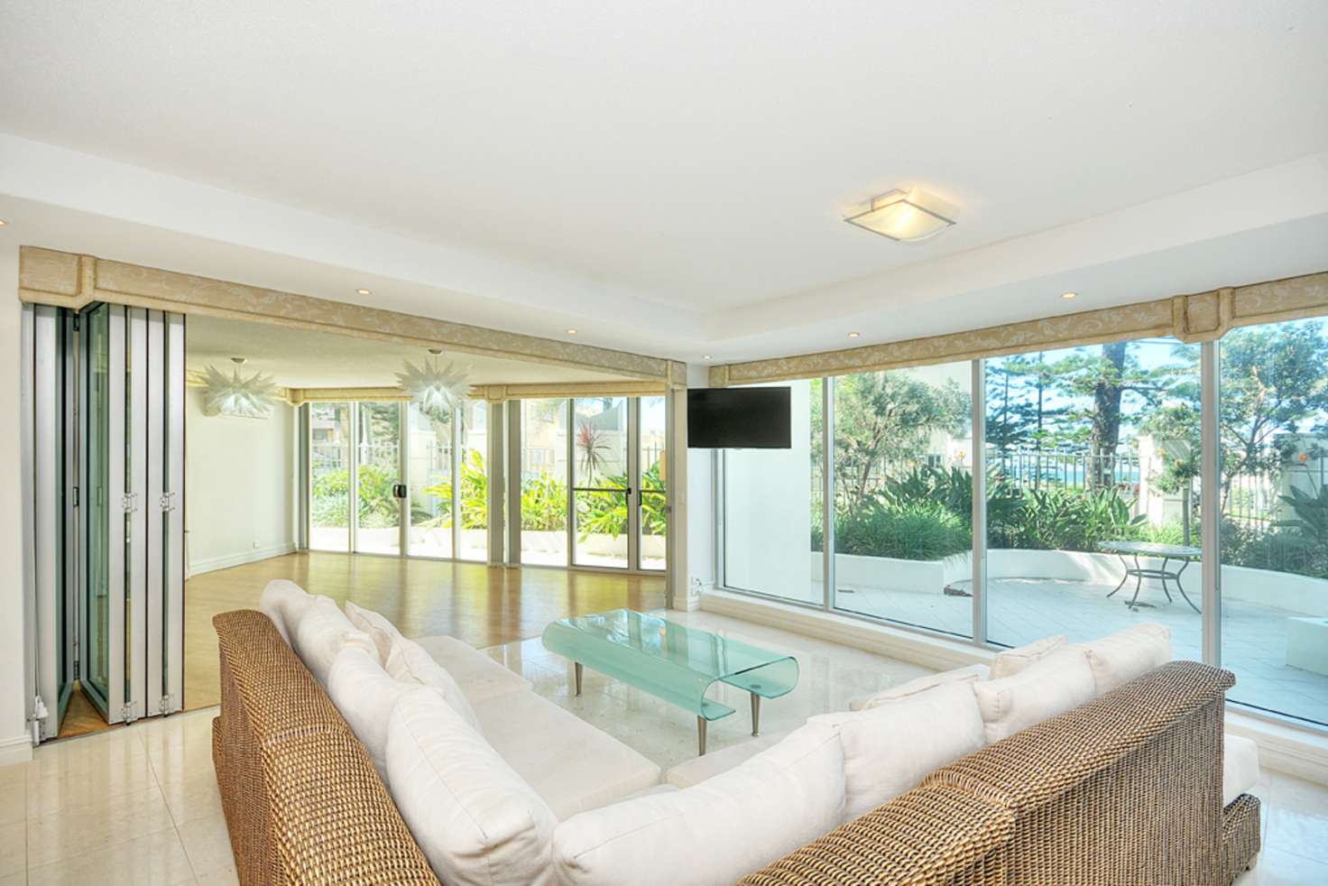 Main view of Homely unit listing, 1/30-32 Garfield Terrace, Surfers Paradise QLD 4217