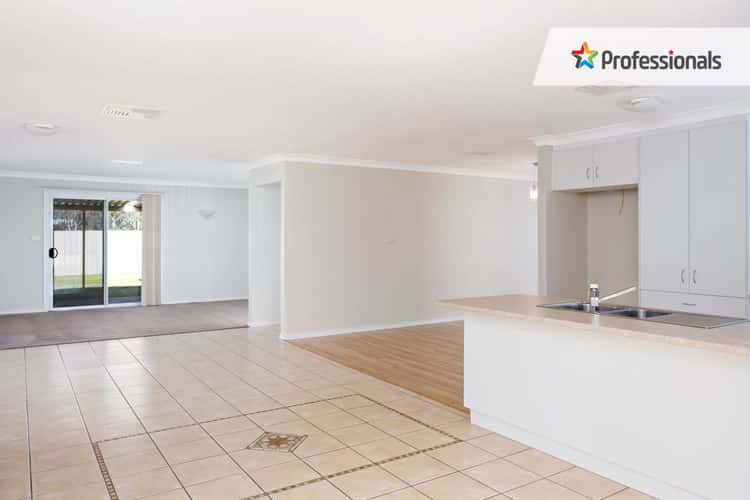 Second view of Homely house listing, 8 Mackay Place, Ashmont NSW 2650