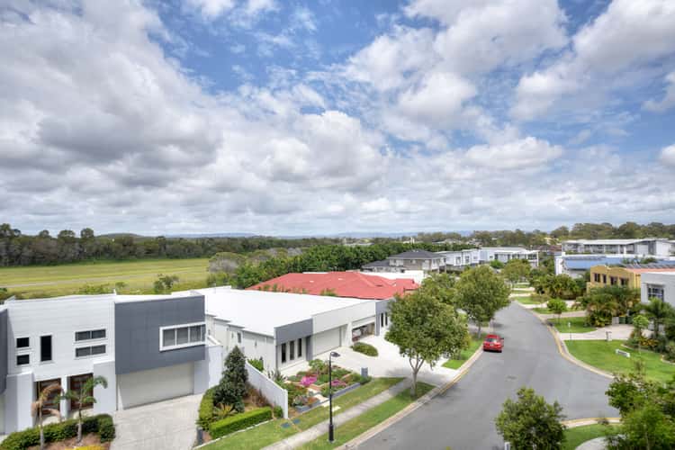 Main view of Homely unit listing, Zephyr/15 Compass Drive, Biggera Waters QLD 4216