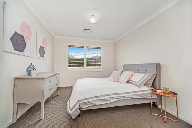 Fifth view of Homely house listing, 1 Olearia Way, Aberglasslyn NSW 2320