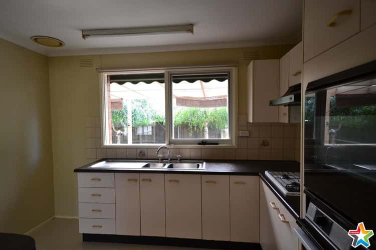Fourth view of Homely unit listing, 1/13 Terrigal Crescent, Kilsyth VIC 3137