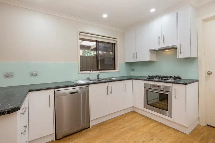 8 Reiby Place