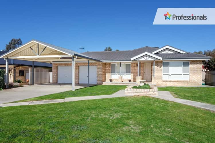 Main view of Homely house listing, 8 Mackay Place, Ashmont NSW 2650